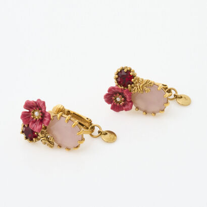 Les N&eacute;r&eacute;ides, Clip-on Flower Earrings