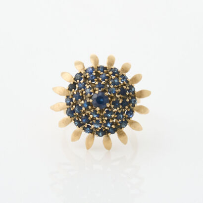 9ct Yellow Gold, Vintage, Sapphire Flower Ring of 1.00cts Total