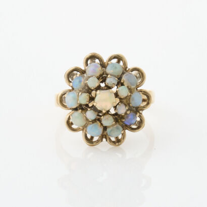 9ct Yellow Gold, Vintage, Opal Flower Ring.