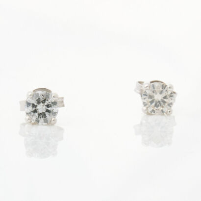 9ct White Gold, .72cts Diamond Stud Earrings
