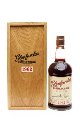 (1) 1962 Glenfarclas Family Cask Single Malt Scotch Whisky, 54.8% ABV