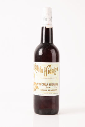 (1) Hidalgo Jerez Cortado , Sanlucar de Barramuda 750ml, 17.5% abv