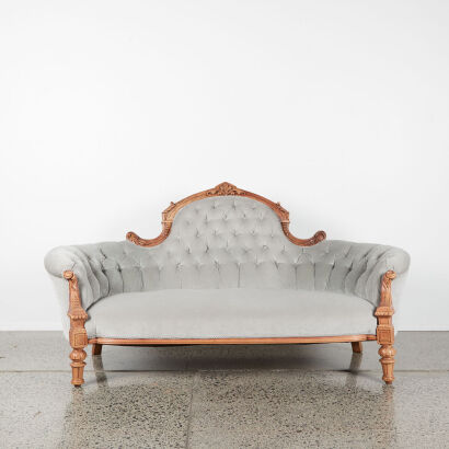 A Victorian Oak Lounge Suite