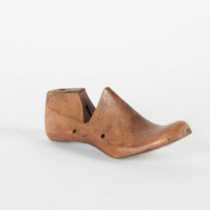 A Vintage Shoemakers Mold