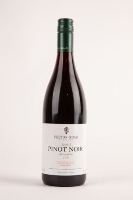 (1) 2009 Felton Road Block 5 Pinot Noir, Central Otago