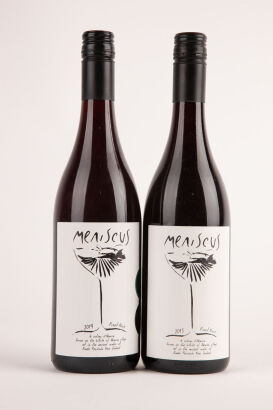 Two bottles of&nbsp;&nbsp;Meniscus Pinot Noir, in one lot ; vintage&nbsp;2014 & 2015 , Banks Peninsula