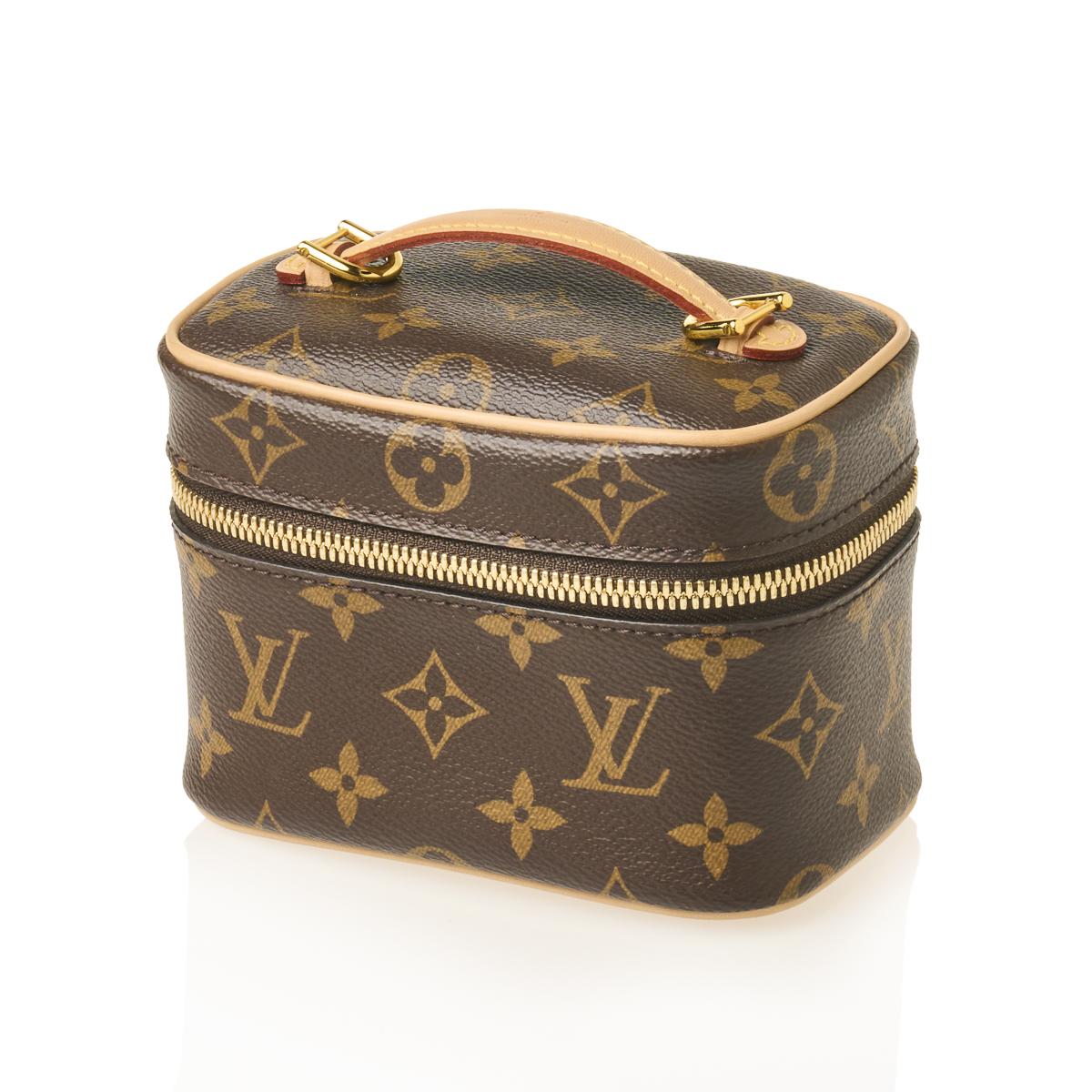Lot - A Louis Vuitton Nice beauty case