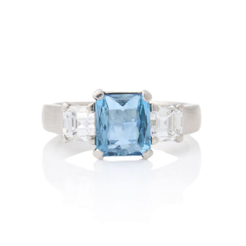 Platinum, 1.65ct Aquamarine and Diamond Ring.
