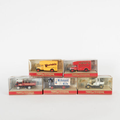 A lot of 5 Matchbox Models of Yesteryear