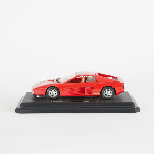 Burago Ferrari Testarossa 1:24