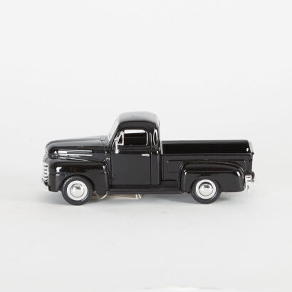 Ford F-1 Pickup 1:36 Scale Model