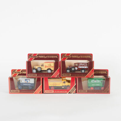 A lot of 5 Matchbox Models of Yesteryear