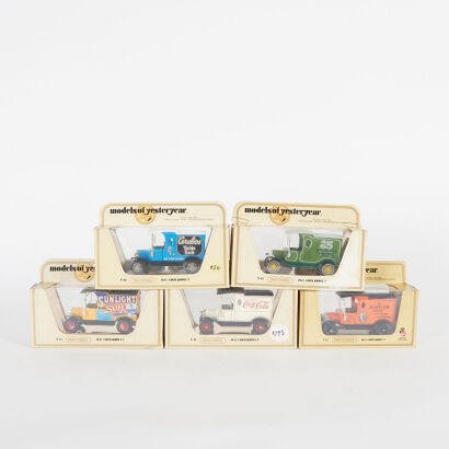 A lot of 5 Matchbox Models of Yesteryear