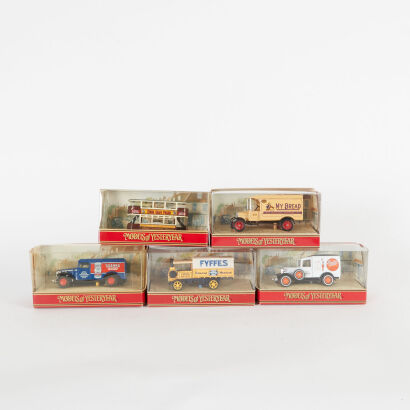 A lot of 5 Matchbox Models of Yesteryear