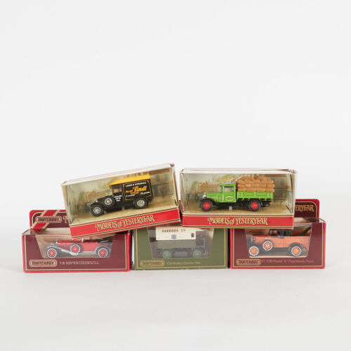 A lot of 5 Matchbox Models of Yesteryear