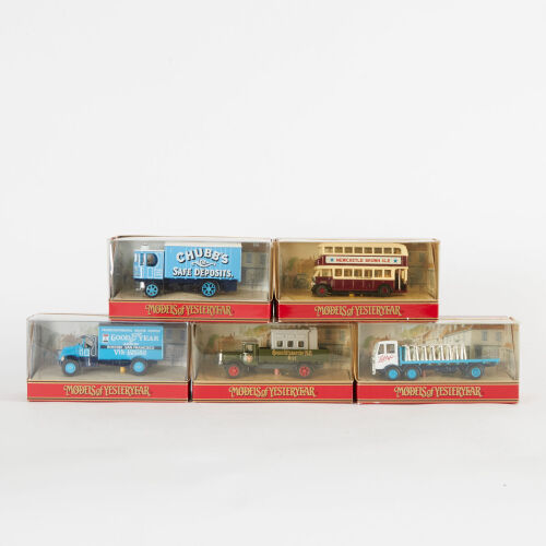 A lot of 5 Matchbox Models of Yesteryear