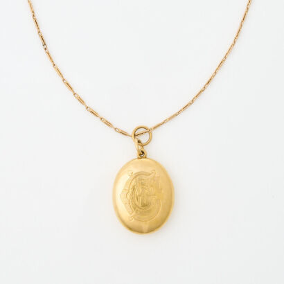 18ct Yellow Gold Locket and 15ct Rose Gold, 75cm Chain