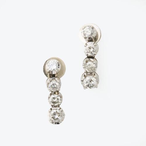 9ct White Gold, Diamond Drop Earrings of 2.20 cts Total