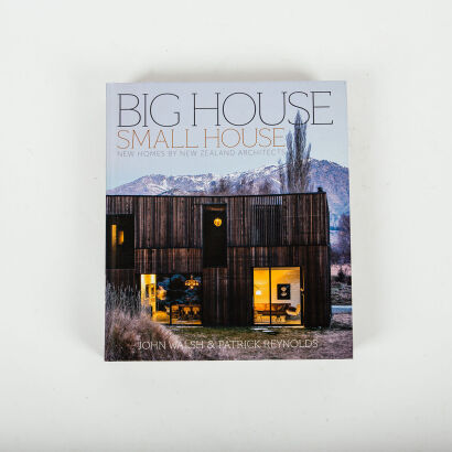 Big House Small House By John Walsh and Patrick Reynolds