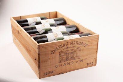 (12) 1982 Chateau Margaux, Margaux ♦