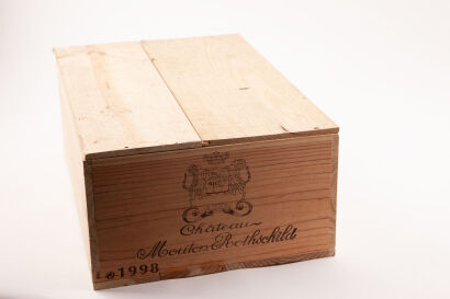 (12) 1998 Chateau Mouton Rothschild, Pauillac (OWC) ♦