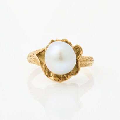 18ct Yellow Gold, 9mm Baroque Pearl Ring