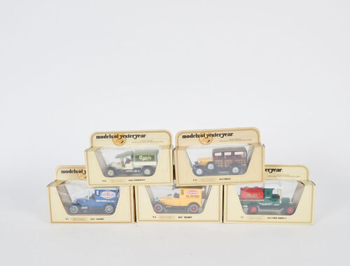 A lot of 5 Matchbox Models of Yesteryear