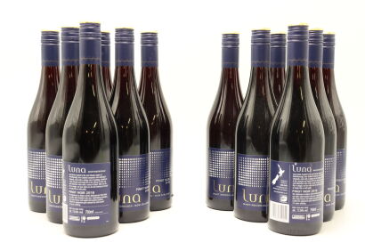 (12) 2018 Luna Estate Pinot Noir, Martinborough