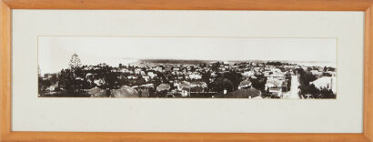 PHOTOGRAPHER UNKNOWN Panorama Napier 1927