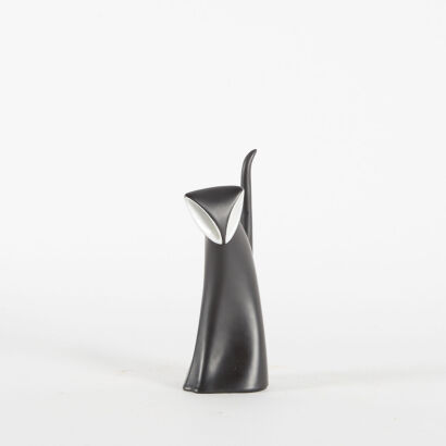 A Royal Dux Mid-Century Black Porcelain Cat Figurine