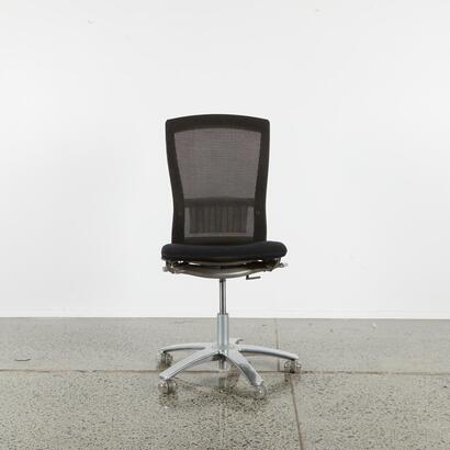 A Knoll Life Chair Designed By Formway Design