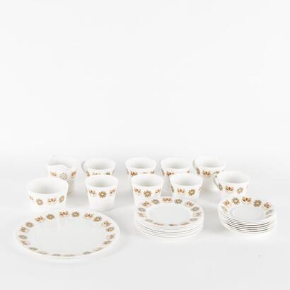 A Ridgways Colcough Bone China Tea Set 27 Pieces Circa 1970s