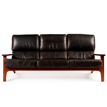 A Fred Lowen Tessa T5 Lounge Sofa