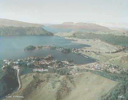 WHITES AVIATION Lake Ōkāreka