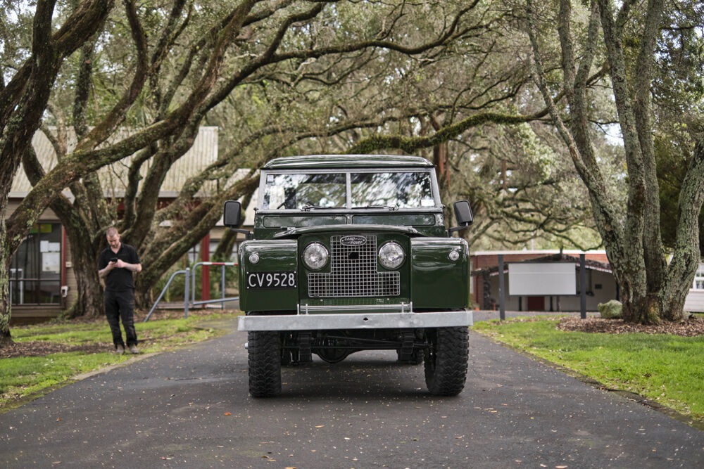 Range Rover Tipper 1967 Land Rover Series 2A 109 Tipper
