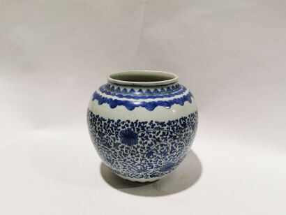 A Chinese Blue and White Big Jar