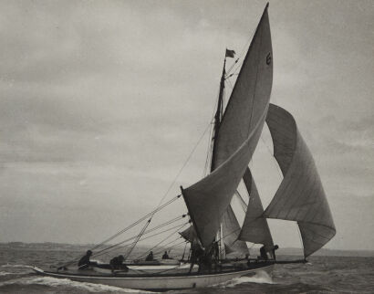 PHOTOGRAPHER UNKNOWN Victory - Heading North to Kawau