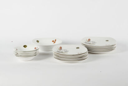 A 24 Piece Midwinter Riverside Pattern dinner set C.1962