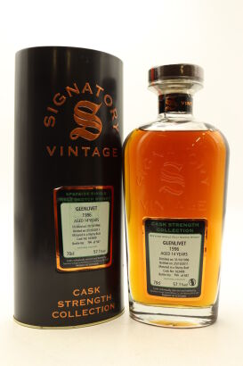 (1) Glenlivet 1996 Signatory Vintage 14 Year Old Cask Strength Single Malt Scotch Whisky, 57.1% ABV