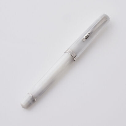 Omas Milford Cruise White Fountain Pen with Box