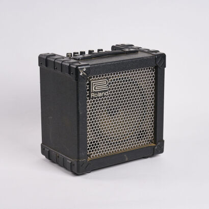 A Roland Cube-20X Amp