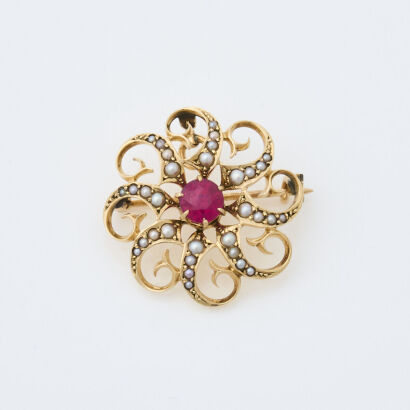 14ct Yellow Gold, Pearl and .90ct Ruby Brooch/Pendant