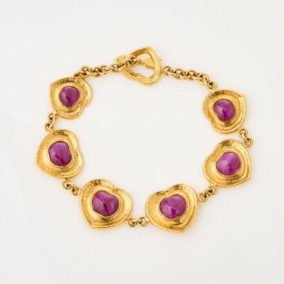 22ct Yellow Gold, Heart Shaped Linked Bracelet with Oval Cabochon Ruby Centres