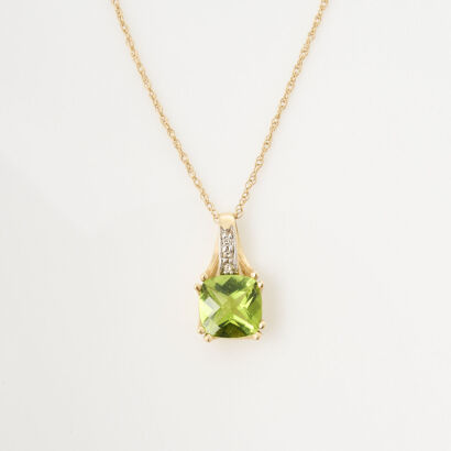 14ct Yellow Gold, 1.40ct Cushion Cut Peridot Pendant on 14ct Yellow Gold Chain