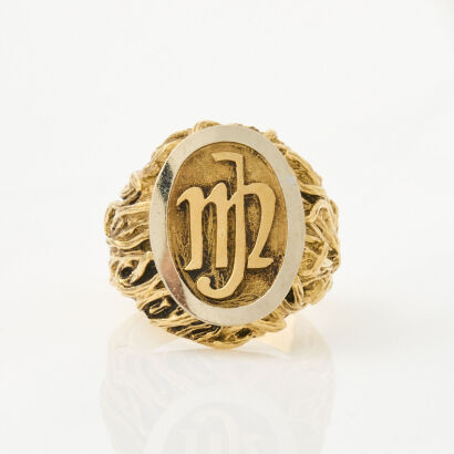 18ct Yellow Gold, Signet Ring with "JM" Initials, Size M