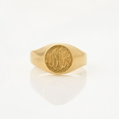 18ct Yellow Gold, Vintage Signet Ring with "MA" Initials