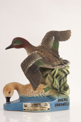 (1) Jim Beam Bourbon Whiskey Regal China Decanter Ducks Unlimited Green-Winged Teal 750ml 80 proof 100 months