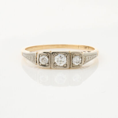 18ct Yellow Gold, Estate, .19ct Three Stone Diamond Ring