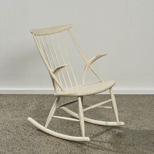 An Illum Wikkelsø Rocking Chair for Niels Eilersen