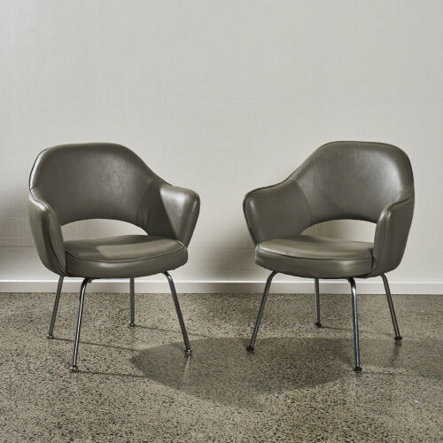 An Early Pair of Eero Saarinen Armchairs for Knoll